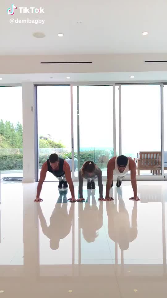 Squad Up !!! #justdancemoves #Fitness #Fun