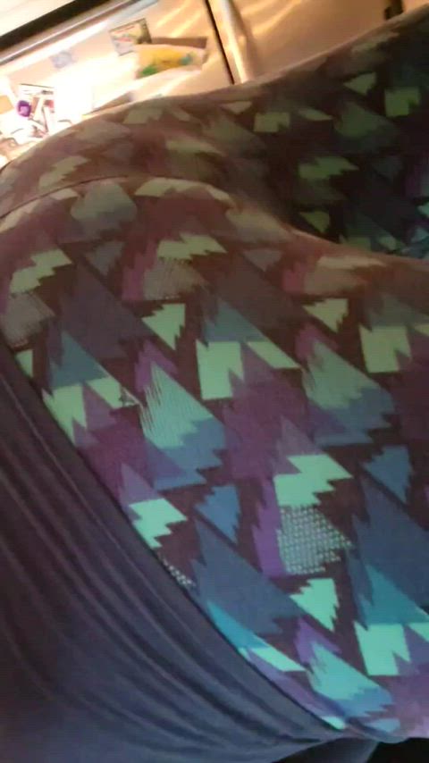I'm so horny today, my leggings have a wet spot