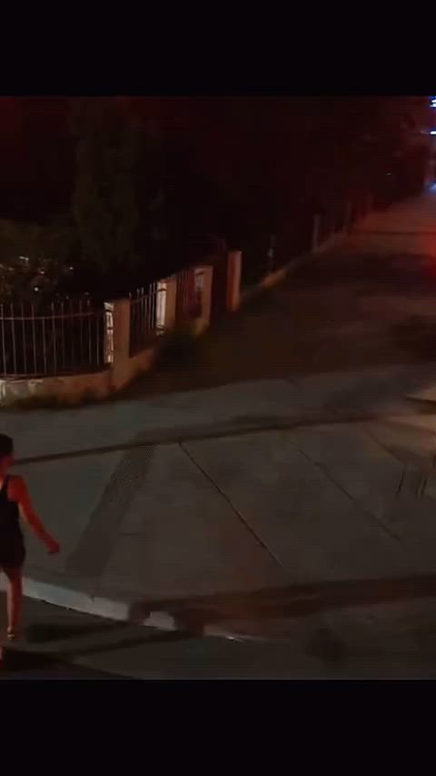 ebony escort happy ending prostitute public r/caughtpublic gif