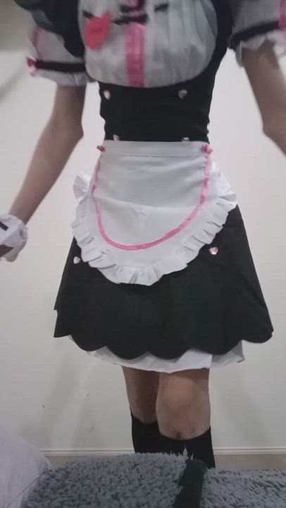 How may your femboy serve you this Friday