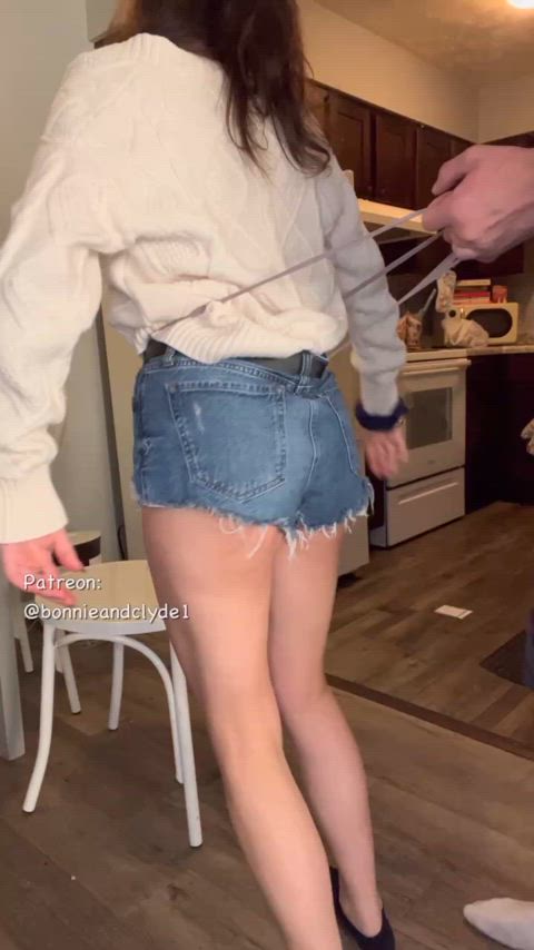 He stretched my thong outttt🥴