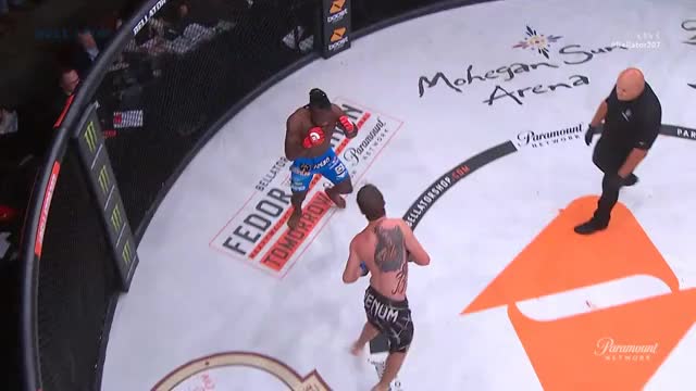 Crazy 2nd round between Kevin Ferguson Jr. vs. Corey Browning