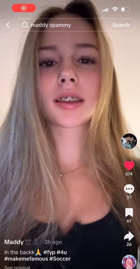 hottie teen tiktok gif