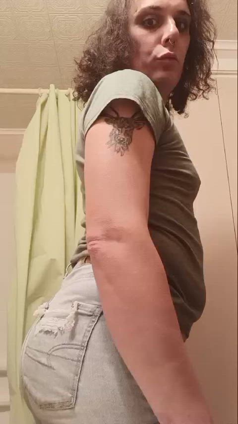 ass big ass exposed transexual thick-booty gif