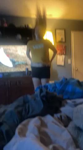 ass cuckold flashing gif