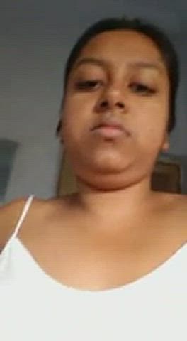 belly button big nipples big tits chubby indian pee peeing pussy spreading gif