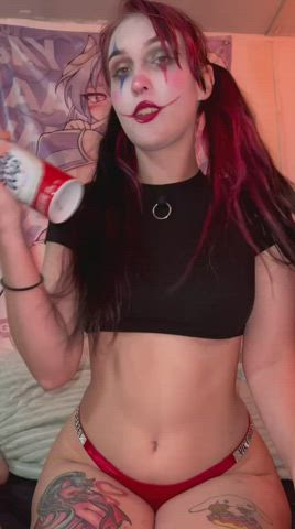 Who wants a sloppy clown blowjob from me next?