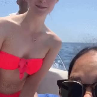 Elle Fanning