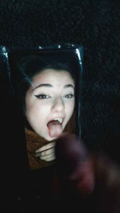 Whores always get cum on their faces ! ??