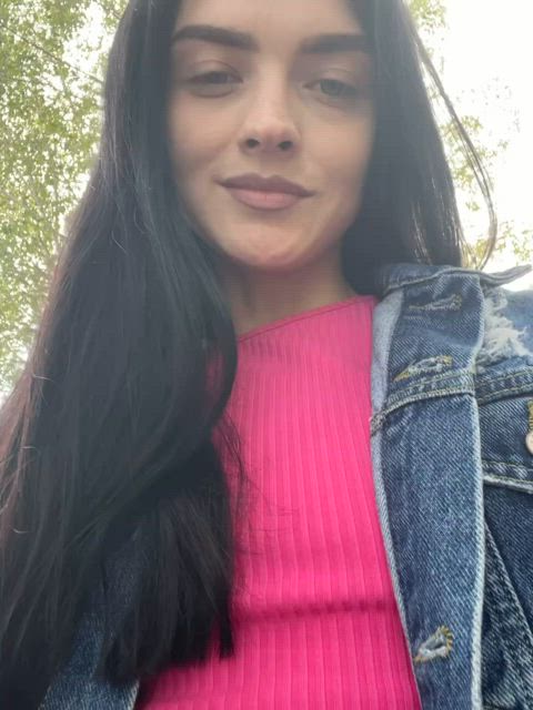Felt cute, decided to show off my boobs