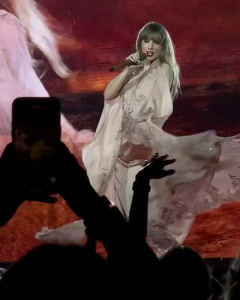 sexy sexy voice taylor swift gif