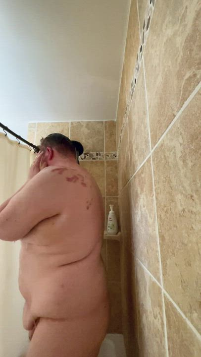 There’s enough room in here for two of us, so who wants to join? 🚿