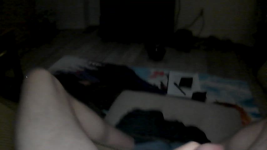36 (m)ale who makes amateur porn for fun. in Ft Mac currently PM me for inquiries.
