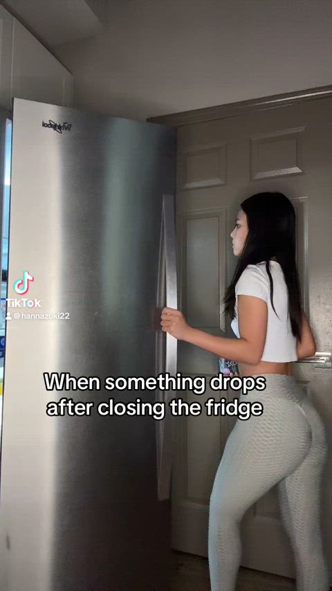 amateur asian babe cute gamer girl onlyfans petite solo yoga pants amateur-girls