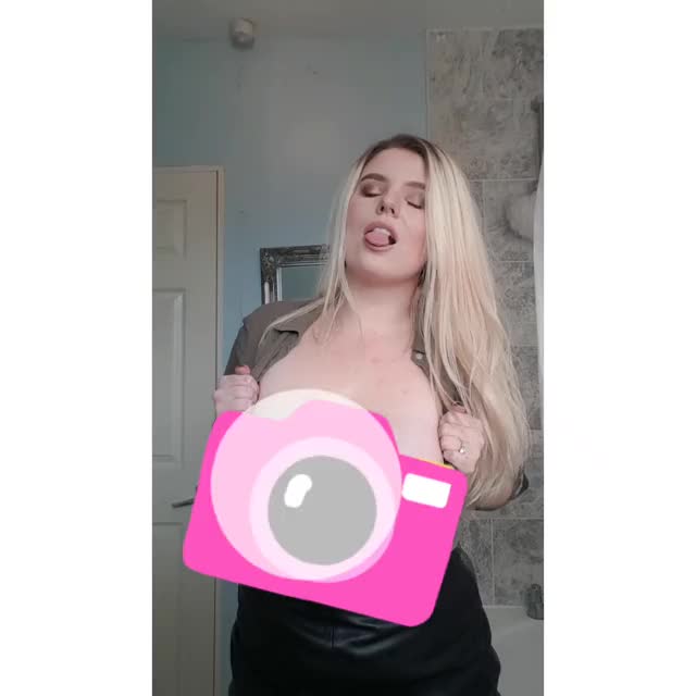 laciediamond - camgirl - find me on twitter or reddit - laciediamond