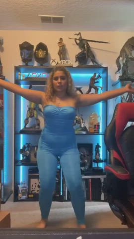 ass australian booty gamer girl nerd thick tits turkish gif
