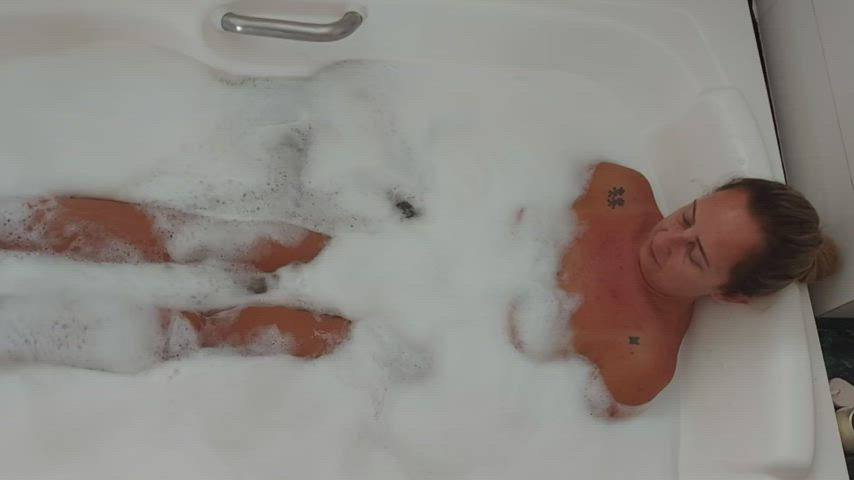 Amateur Exhibitionist Feet Feet Fetish Homemade Hotwife MILF Mom OnlyFans Shower