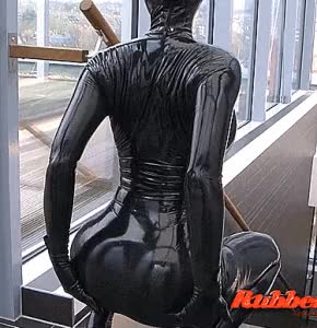 (63982) Shiny black