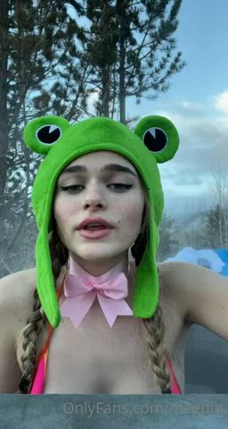 M3gnutt Looks Like Candy - F0lder B3low