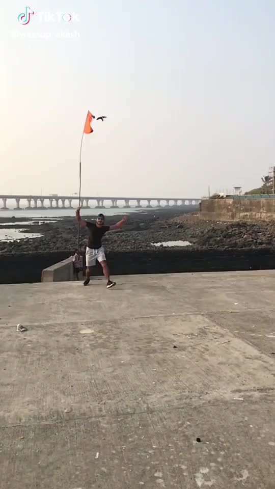 Hello 216.6k fam love y’all  #mumbai #featureme #sports #gymnastics #traag #madwithme
