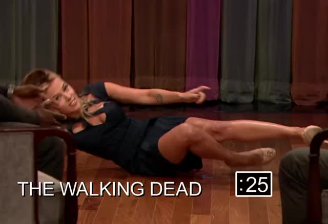 Charades with Scarlett Johansson -05 (1)