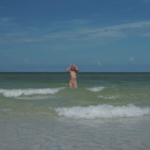 Testing out our super slow mo setting at the beach