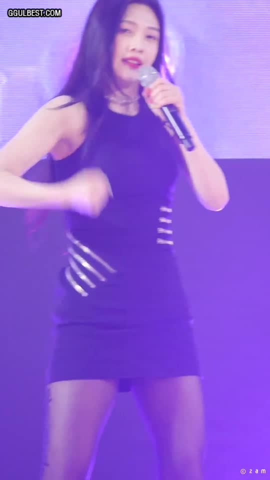 RedVelvet Joy Black stockings.gif