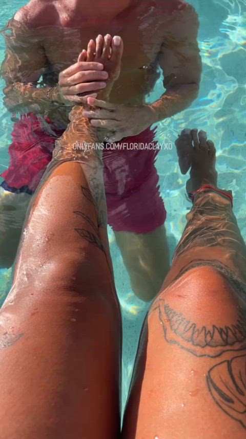 barefootmilf foot fetish foot worship milf onlyfans outdoor pool public gif