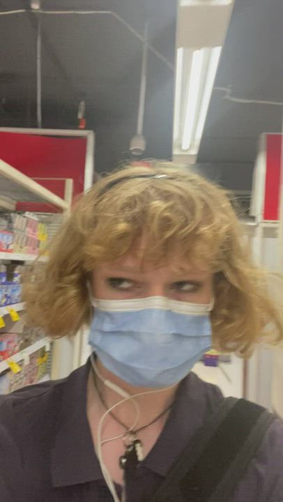 5’6 twink advertising her body for use at the store…