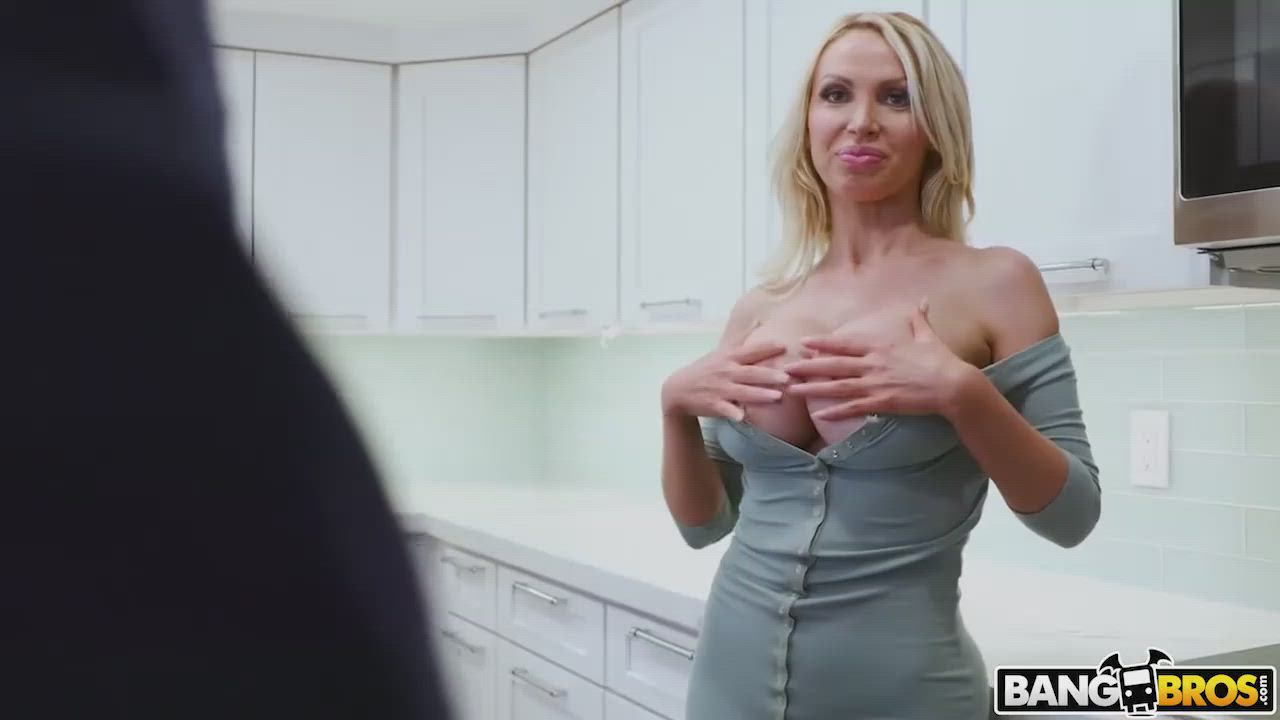 Seducing The Plumber