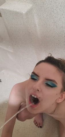 can't help but laugh when im being used like a toilet ?