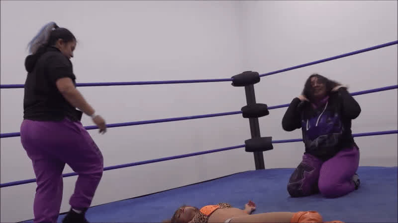 blonde white girl wrestling gif