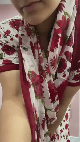 Anyone has her full album or her name?