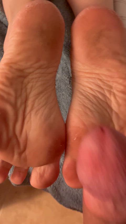 cum on feet dirty feet feet fetish gif