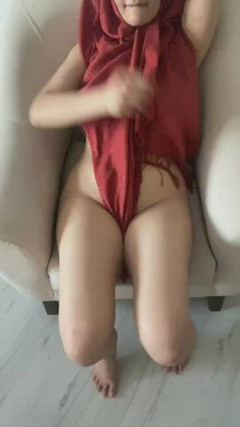 wearing nothing but my hijab is kinky, isn’t it? 😈