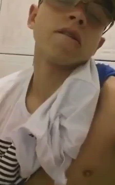 Amateur Brazilian Jerk Off gif