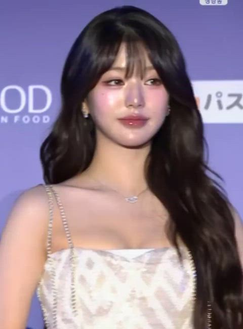 natural tits tits kpop gif