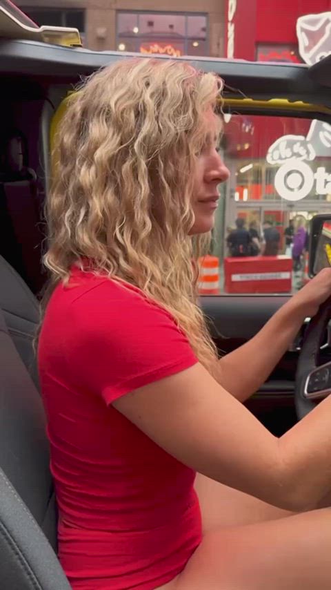 hips thighs throbbing tiktok r/exposedtostrangers ass-clap exposed-in-public phat-ass-white-girls