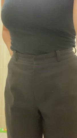 Cute little Asian ready to talk and please you!??FFRREE profile so come say hey!