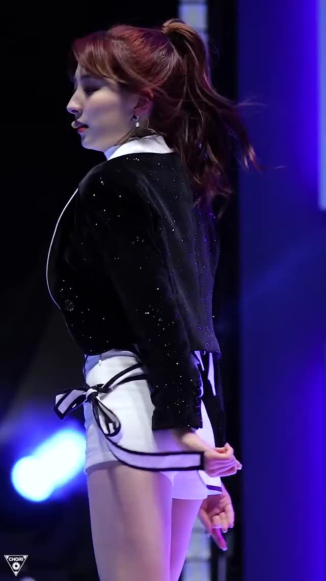 Eunseo [J_E-OWwDbL0] 180211