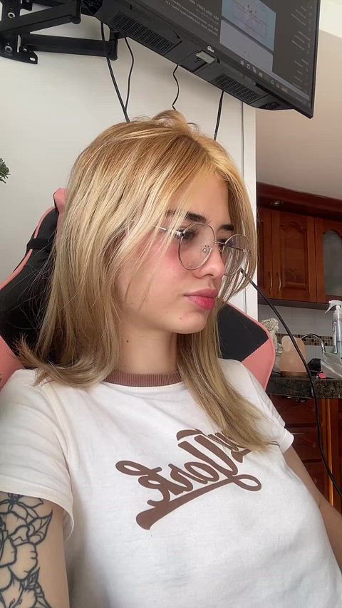 braless colombian cute glasses tiktok tik-tok gif