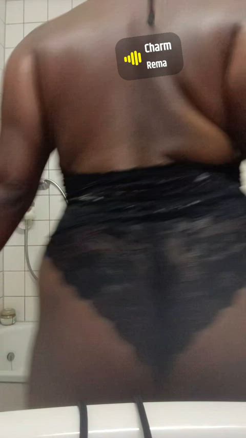 Can I dance on your dick like this?