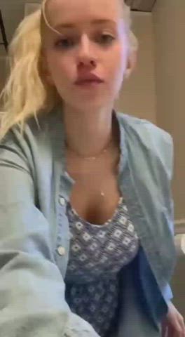 big tits teen webcam gif
