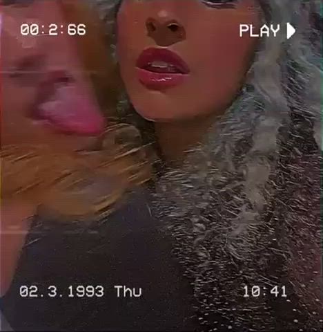 👅💦