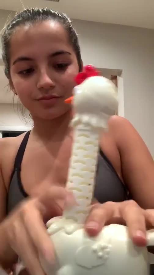 Spank the Chicken 'Bela