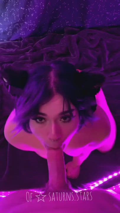 kitten loves feeling a hard cock down her throat 🤤😊🥰💕