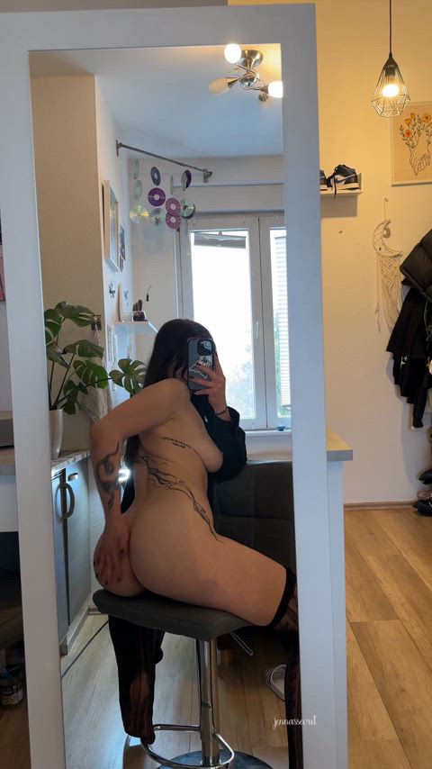 my back looks amazing during back shots