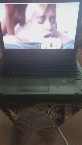 I love slapping my balls to IR porn