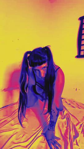 Te gustaría probar mi strap on ? Subscribite gratis a mi Onlyfans