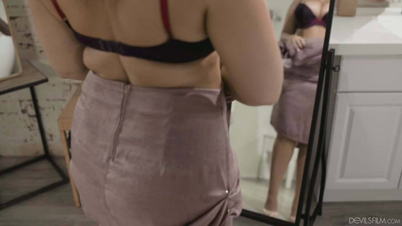 Boobs Bra Mirror gif